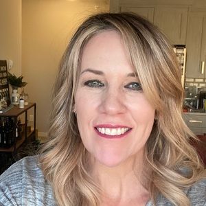 Meet your Posher, Libby